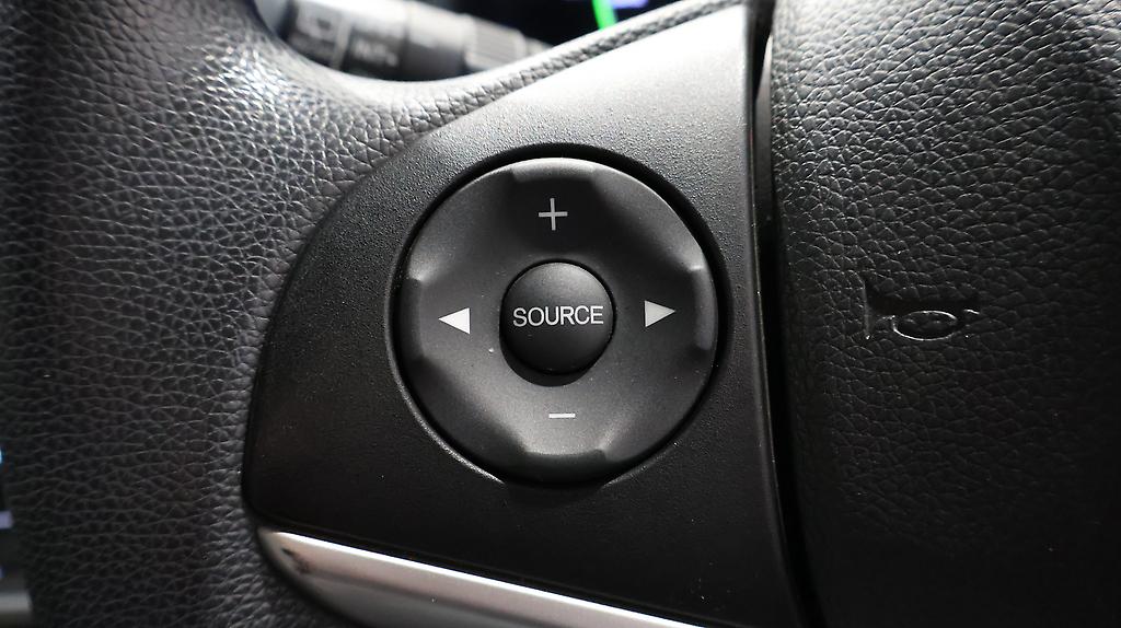 2014 Honda Fit Hybrid F Package image 324595