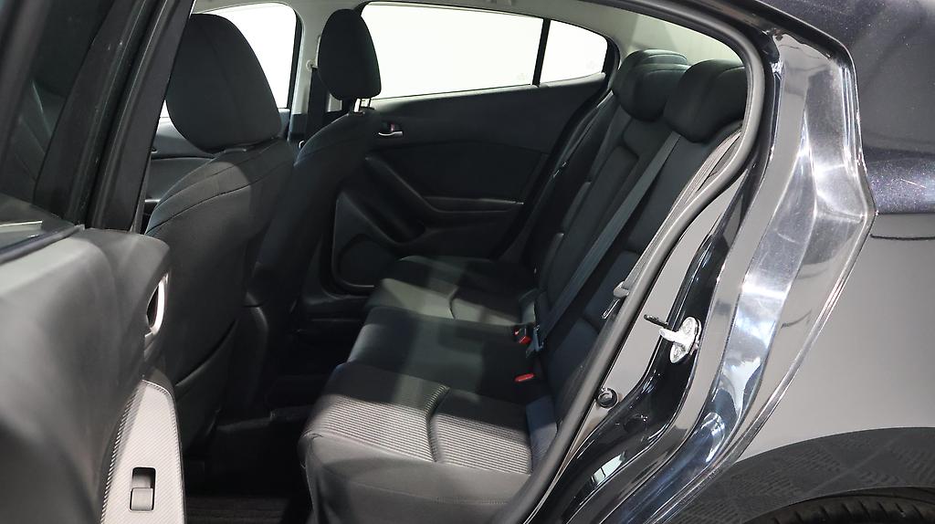 2014 Mazda Axela 15S – 6sp Manual image 327319