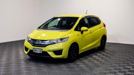 2013 Honda Fit Black Alloy Wheels image 330665