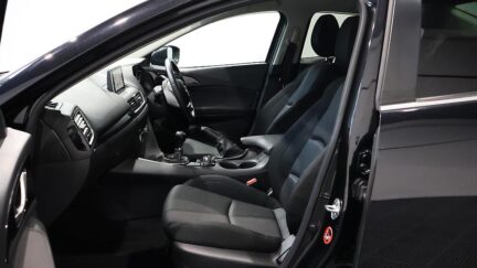 2014 Mazda Axela 15S – 6sp Manual image 327318