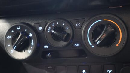 2019 Toyota Hilux SR TD DC 2.8D/6MT image 330545