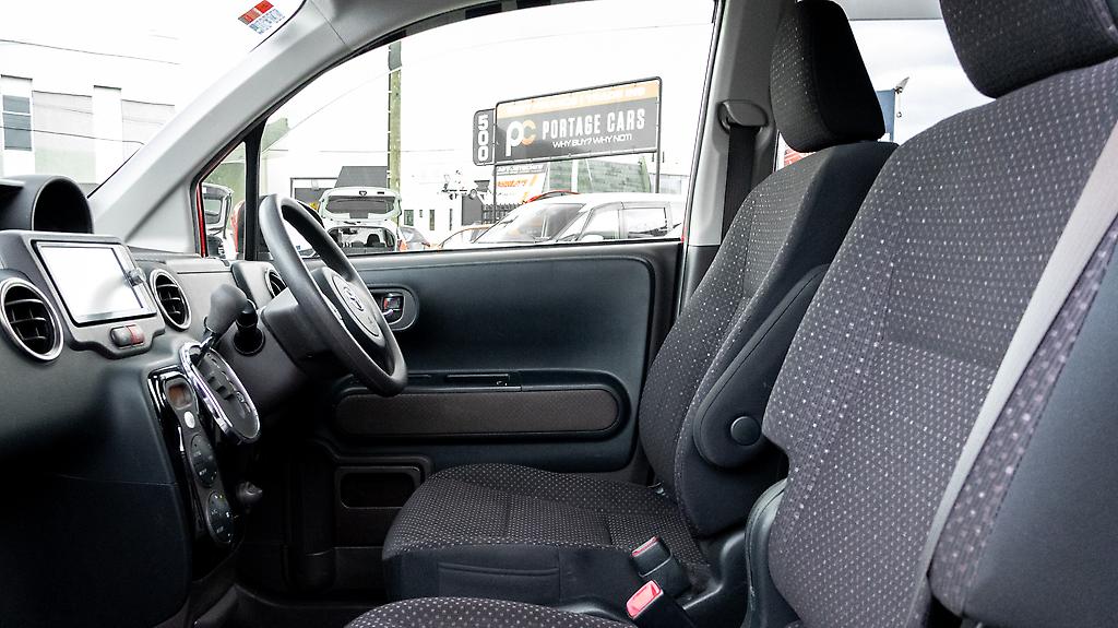 2012 Toyota Spade F Model – Push Button Start image 329706