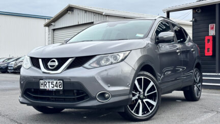 2014 Nissan Qashqai TI 2.0P/1CVT/HA/5DR image 328375