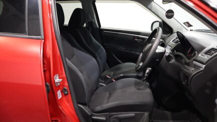 2014 Suzuki Swift XG image 330787