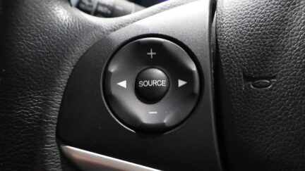 2015 Honda Fit Hybrid L-Package image 327736