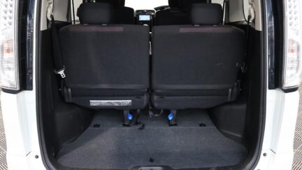 2013 Nissan Serena Highway Star S Hybrid image 328093
