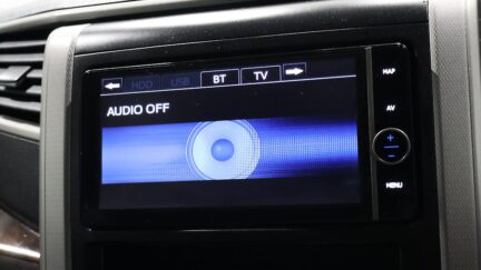 2012 Toyota Vellfire Reverse Camera + Parking Sensors image 328944