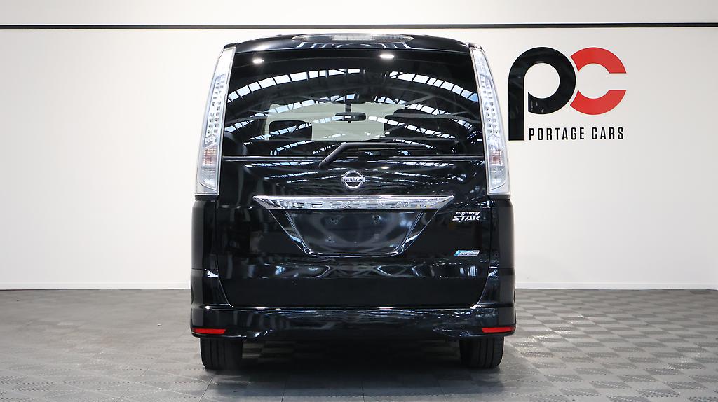 2013 Nissan Serena Hybrid Highway Star S image 329802