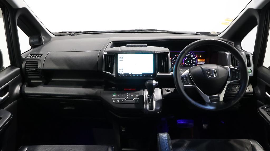 2013 Honda Step Wagon WGN Z Cool Spirit image 328339