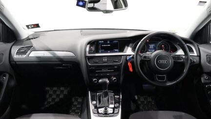 2012 Audi A4 Avant 2.0T Quattro 4WD image 327859