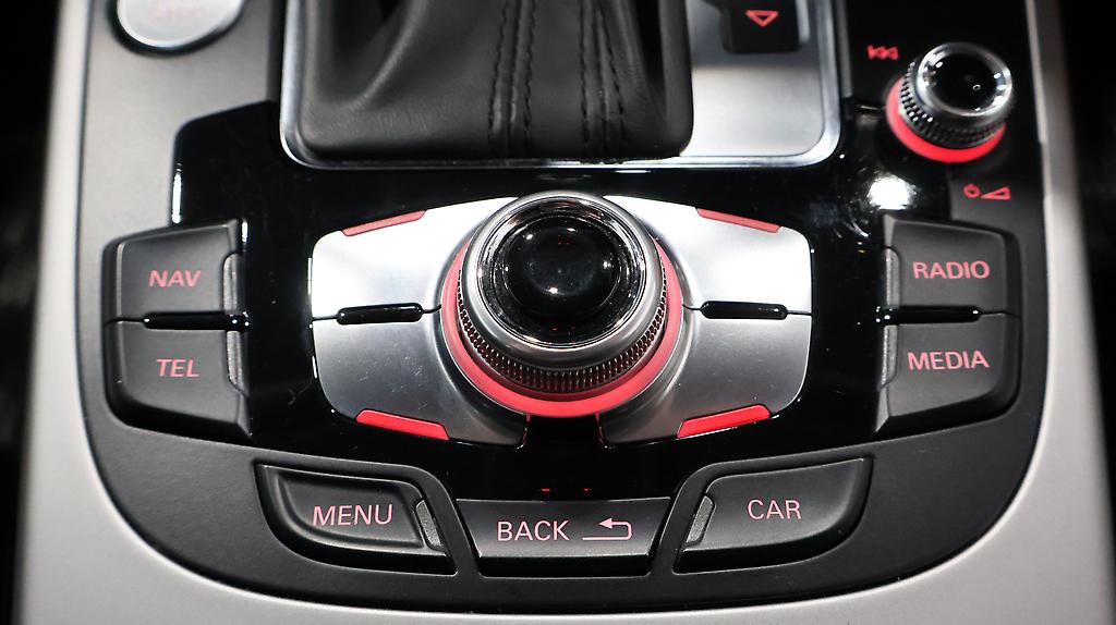 2012 Audi A4 Avant 2.0T Quattro 4WD image 327867