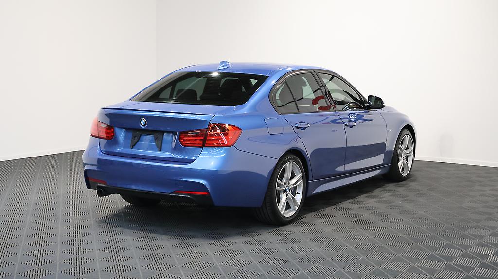 2012 Bmw 320i Motorsport image 328956