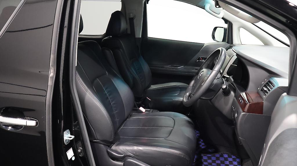 2013 Toyota Vellfire image 330520