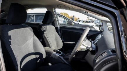 2012 Toyota Prius S MODEL slick design image 333508