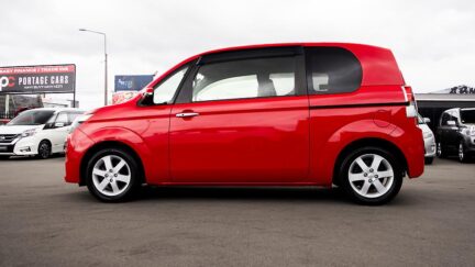 2012 Toyota Spade F Model – Push Button Start image 329693