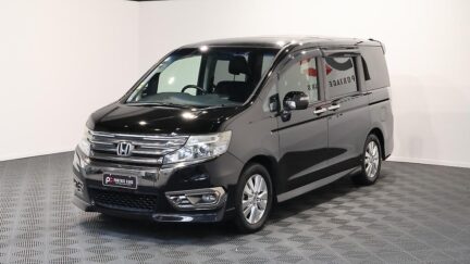 2013 Honda Step Wagon WGN Z Cool Spirit image 328330