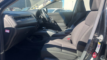 2014 Honda Vezel Hybrid X, Low KMS image 327634