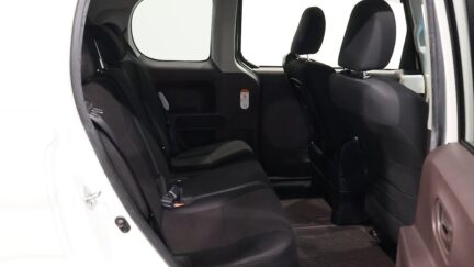 2015 Toyota Spade G Model image 328250