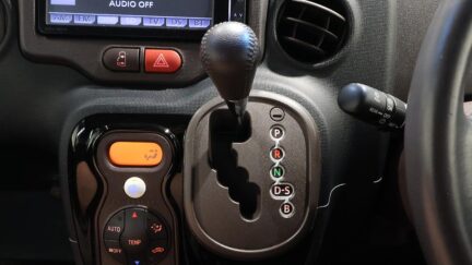 2014 Toyota Spade G Model – Alloy Wheels image 329173