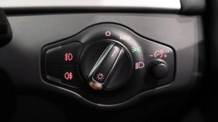 2012 Audi A4 Avant 2.0T Quattro 4WD image 327864