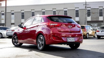 2015 Hyundai I30 Leather PKG 6sp MANUAL image 330213