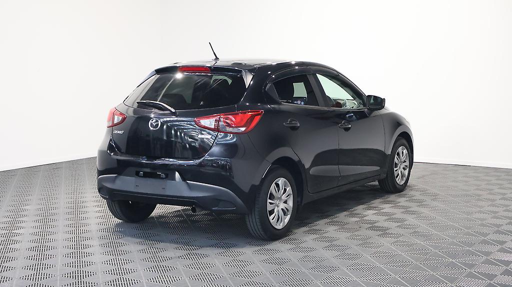 2015 Mazda Demio 13S image 329649