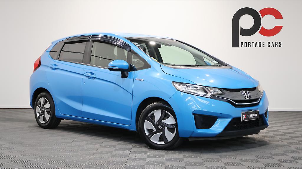 2014 Honda Fit Hybrid F Package image 329397