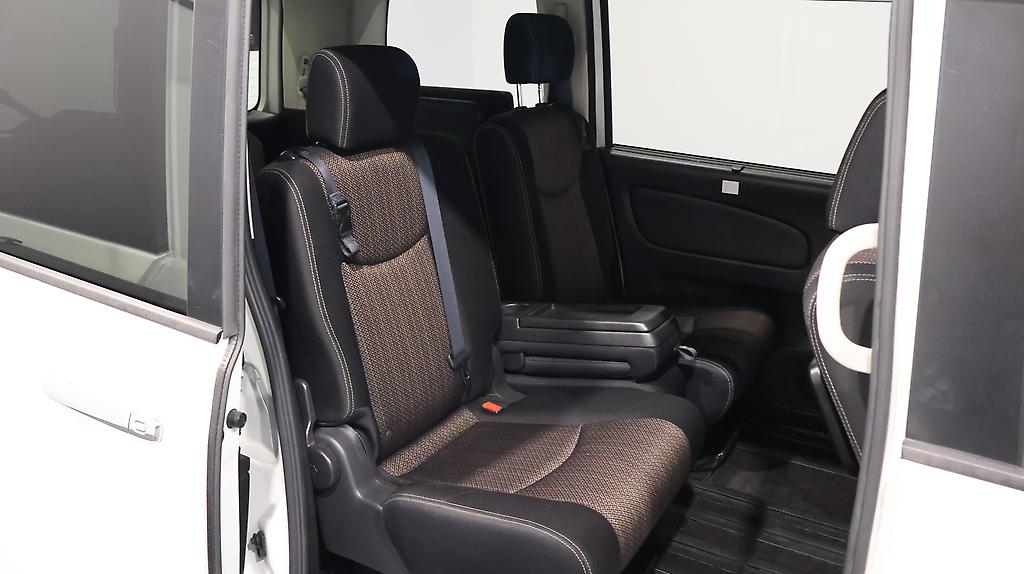 2015 Nissan Serena Hybrid Highway Star V Selection Safety S image 329365