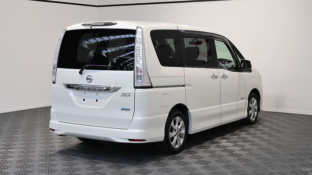 2013 Nissan Serena Highway Star S Hybrid image 328091