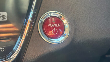 2014 Honda Vezel Hybrid X, Low KMS image 327644