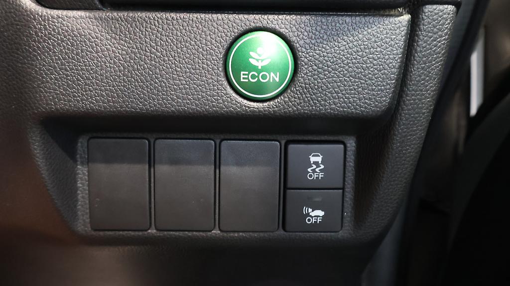 2014 Honda Fit Hybrid L-Package image 328464