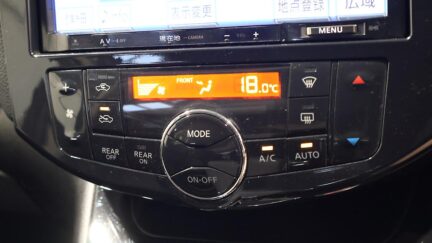 2013 Nissan Serena Hybrid Highway Star S image 329813