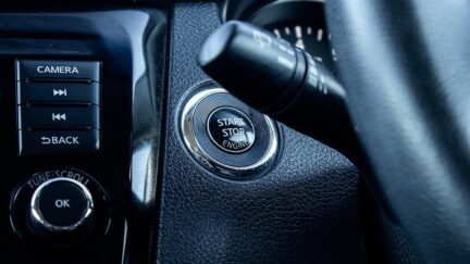 2021 Nissan X-trail ST 2.5P/4WD/6AT NZ NEW image 330635