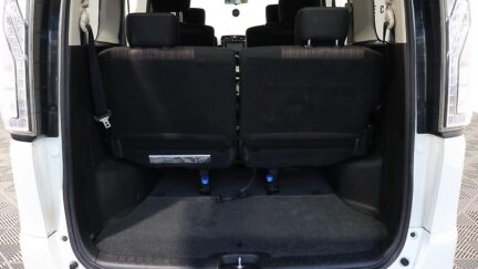 2015 Nissan Serena Hybrid Highway Star V Selection Safety S image 329361