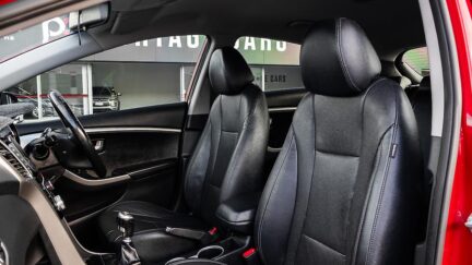 2015 Hyundai I30 Leather PKG 6sp MANUAL image 330226