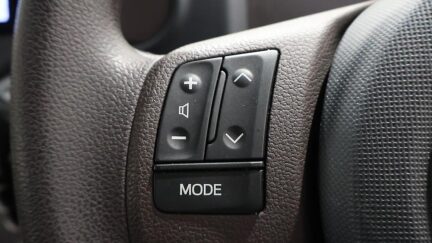 2013 Toyota Spade F Model – Push Button Start image 329594