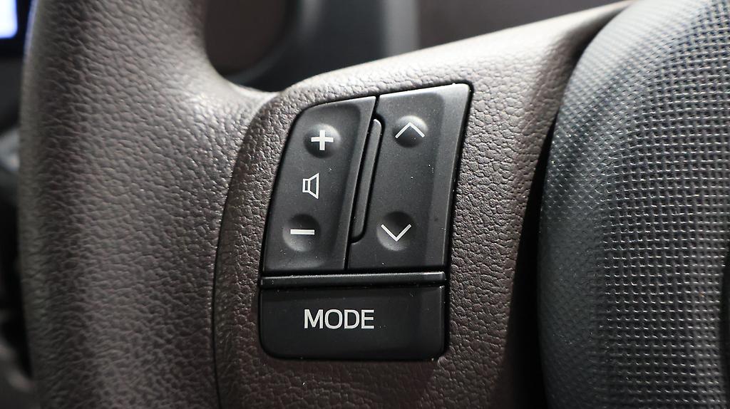 2013 Toyota Spade F Model – Push Button Start image 329594
