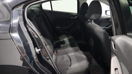 2014 Mazda Axela 15S – 6sp Manual image 327320