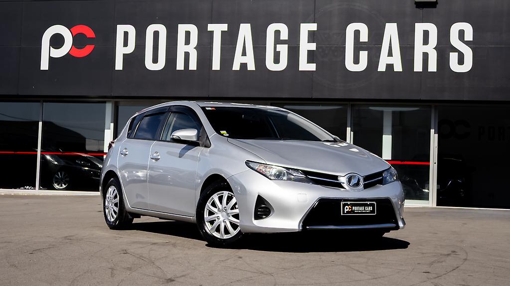 2012 Toyota Auris Sporty look Push start image 329225