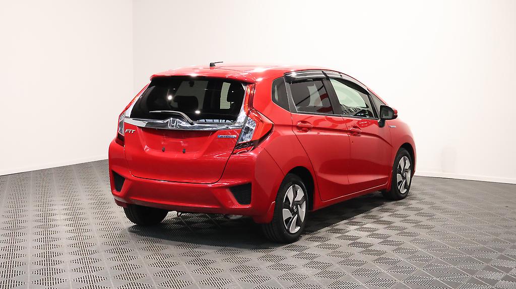 2015 Honda Fit Hybrid L-Package image 327787