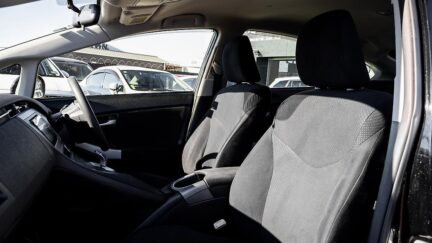 2012 Toyota Prius S MODEL slick design image 333512