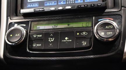 2012 Toyota Corolla Fielder image 329432