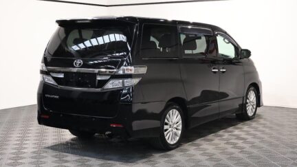 2013 Toyota Vellfire image 330513