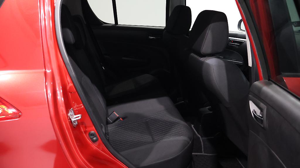 2014 Suzuki Swift XG image 330786