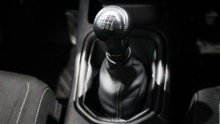 2019 Toyota Hilux SR TD DC 2.8D/6MT image 330546