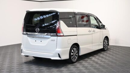 2017 Nissan Serena image 329184