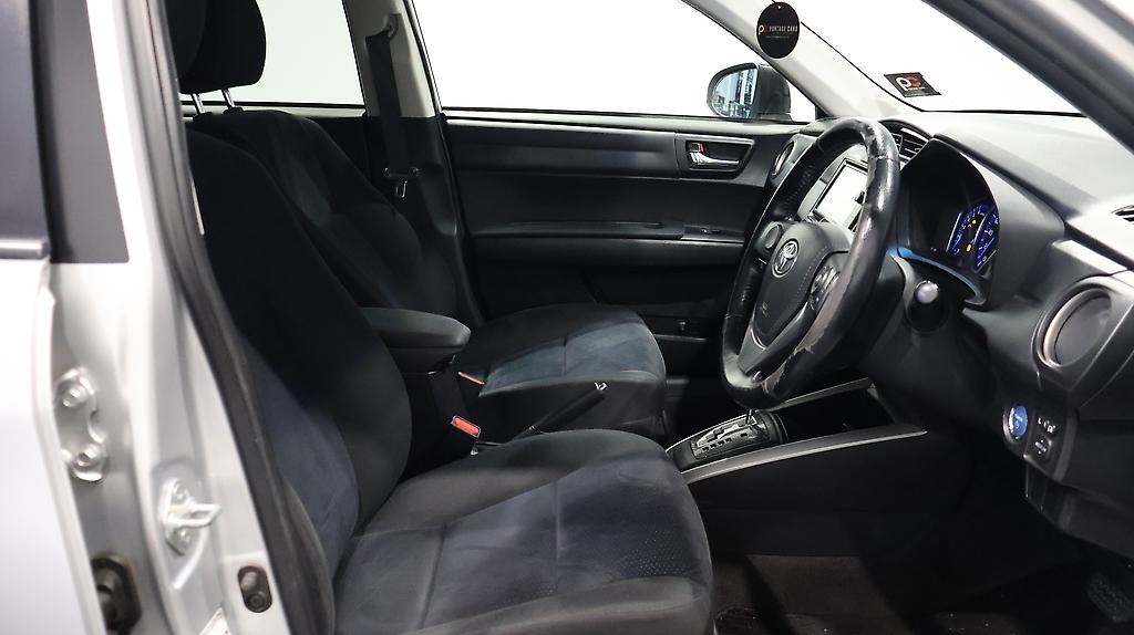 2014 Toyota Corolla G Model, Push Start, Reverse Camera image 327658