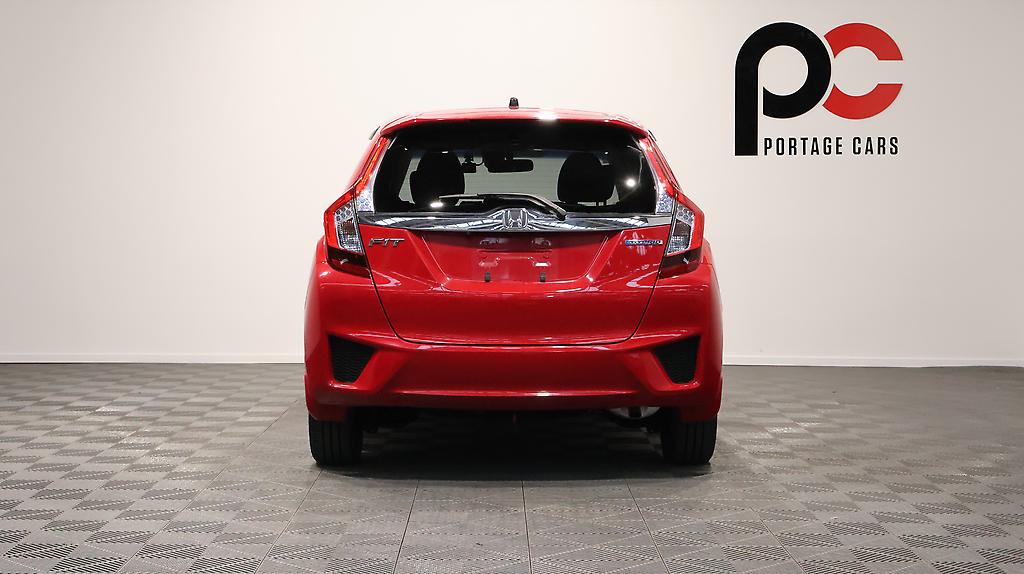 2015 Honda Fit Hybrid L-Package image 327785