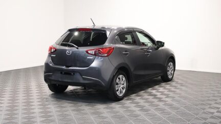2015 Mazda Demio 13S image 327061