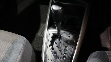 2015 Toyota Corolla FIELDER image 330118